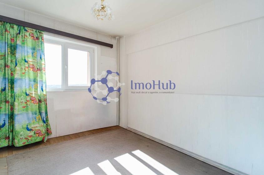 Apartament cu 4 camere semidecomandat în Arcu