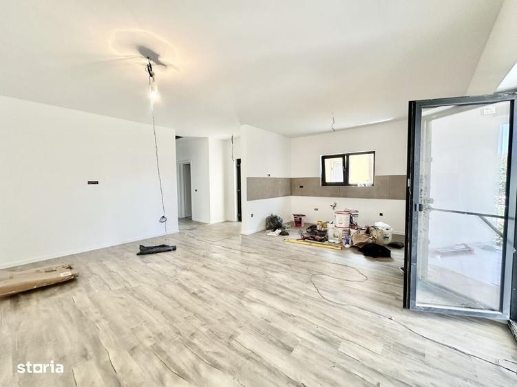 Casă cu 3 camere în Albina