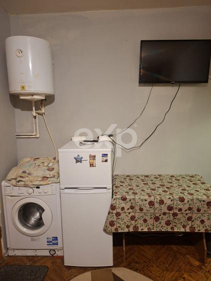 Garsonieră semidecomandată, mobilată în Războieni