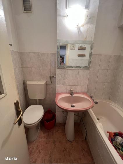 Apartament cu 2 camere decomandat în Calea București