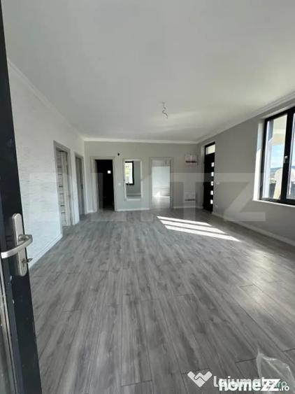 Casă cu 3 camere cu Teren 500 Mp în Unirea