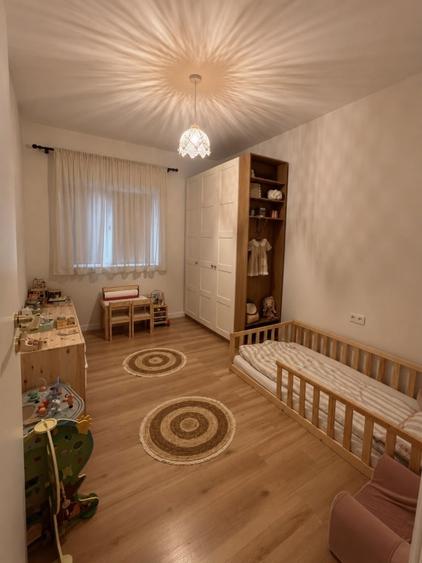 Apartament cu 3 camere semidecomandat, mobilat în Apahida