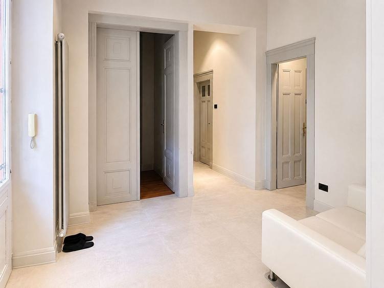Apartament cu 3 camere semidecomandat, mobilat în Ultracentral
