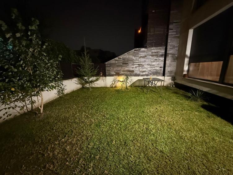 Apartament cu 2 camere semidecomandat, mobilat în Sisești