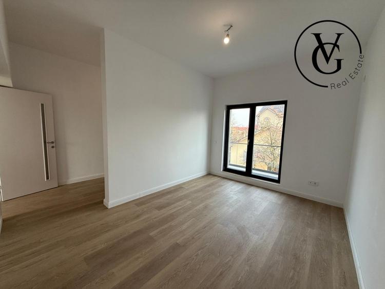 Duplex cu 4 camere cu Canalizare în Corbeanca