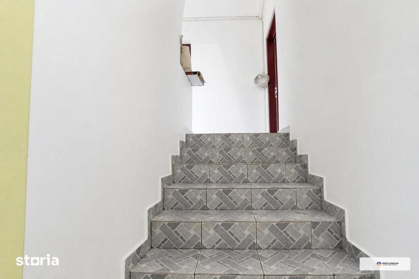 Apartament cu 4 camere decomandat în Central