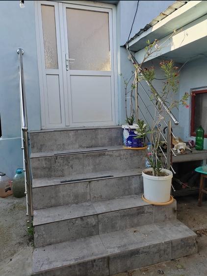 Casă cu 4 camere în Ghindeni