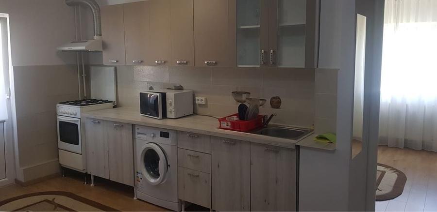 Apartament cu 2 camere decomandat în Zorilor