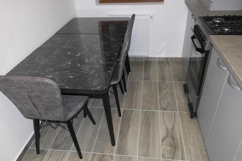 Apartament cu 2 camere decomandat în Apărătorii Patriei