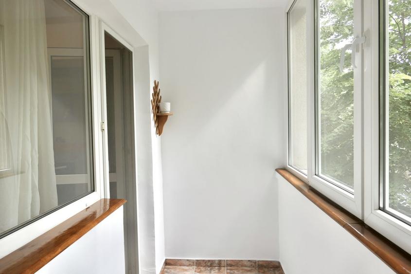 Apartament cu 2 camere decomandat în Basarabia