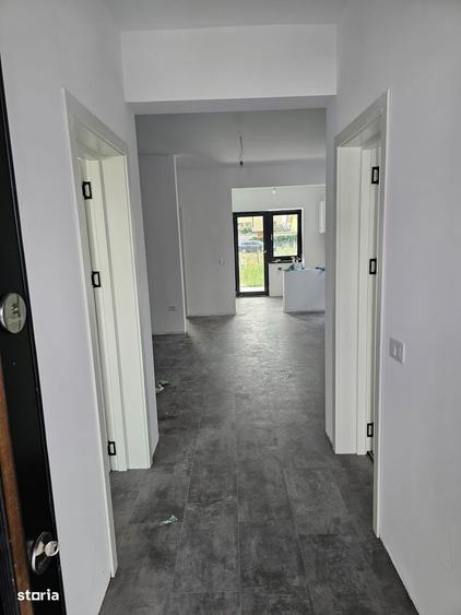 Casa noua,la cheie, cu utilitati. - 2
