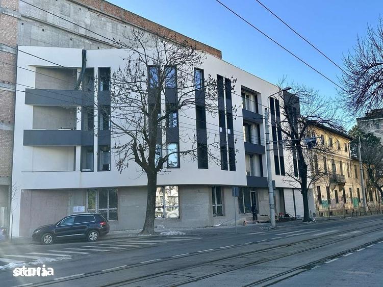 Spațiu comercial, de 590 mp, în Ferdinand