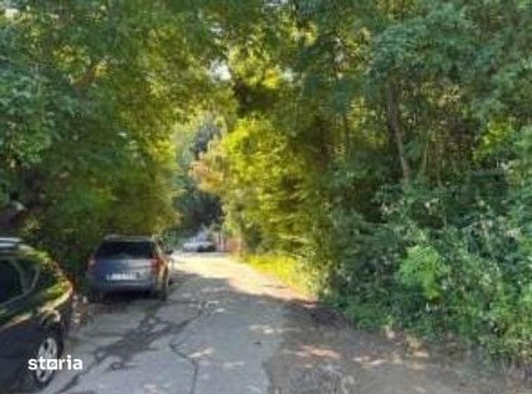 Teren de 653 mp, în Valea Mare
