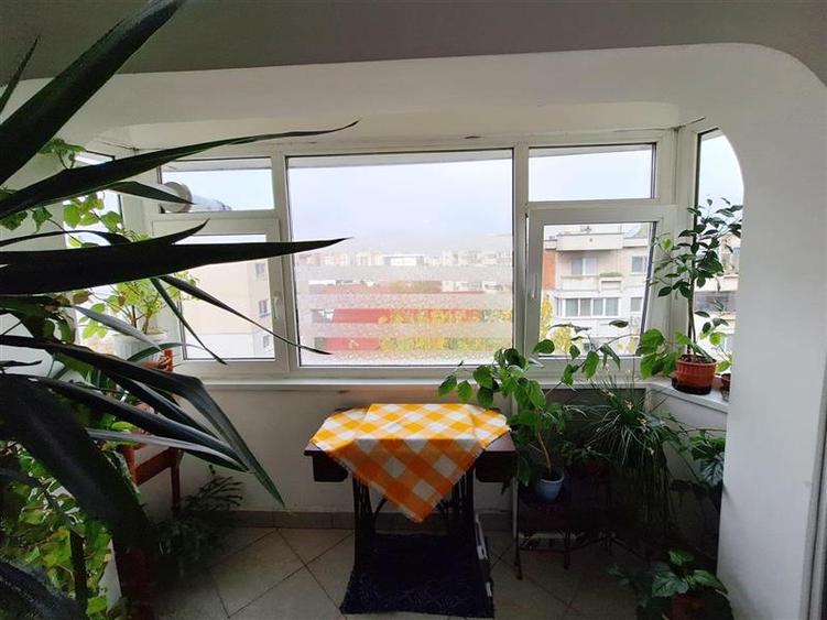 Apartament cu 2 camere decomandat, mobilat în Bistrița Lac