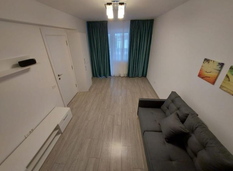 Apartament cu 2 camere decomandat în 1 Decembrie 1918
