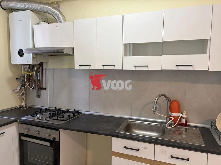 Apartament cu 3 camere decomandat în Dumbrăvița