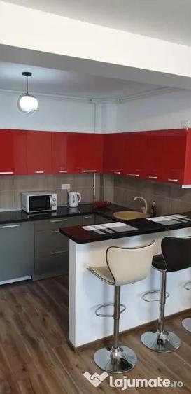 Apartament cu 2 camere decomandat, mobilat în Mamaia-Sat