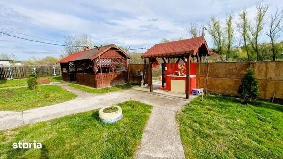 Casă cu 5 camere cu Teren 1500 Mp în Valea Mare