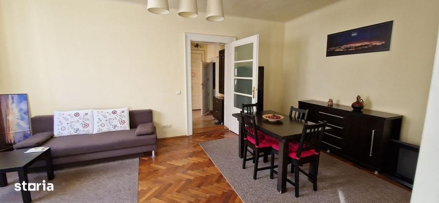 Apartament cu 2 camere nedecomandat în Cristian