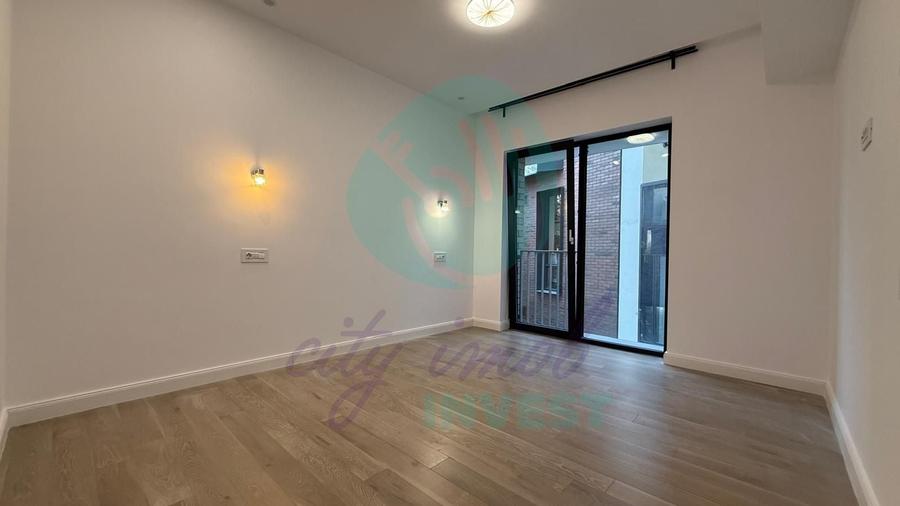 Apartament cu 2 camere semidecomandat, mobilat în Universitate