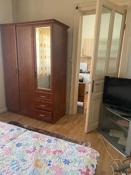Casă cu 4 camere cu Teren 150 Mp în Central