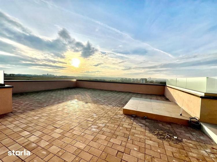Apartament cu 4 camere decomandat în Central