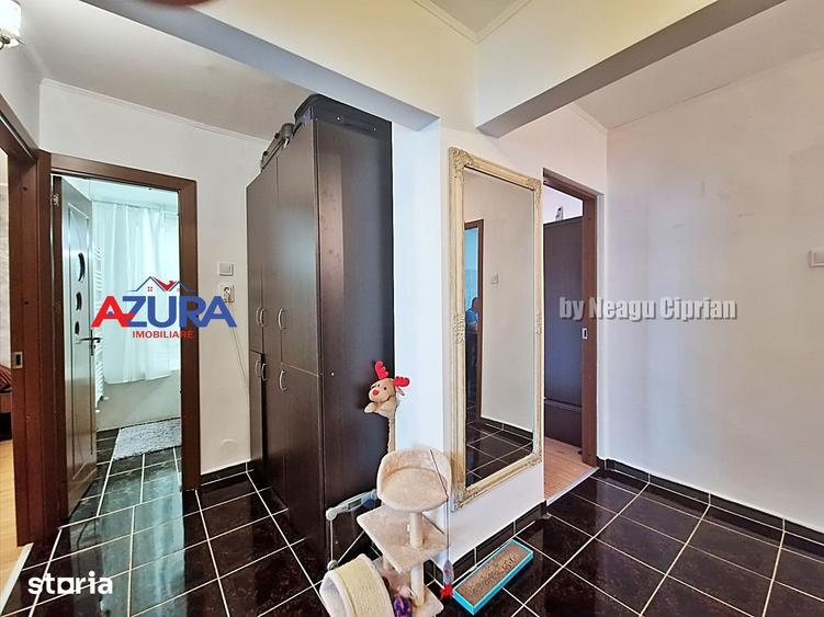 Apartament cu 3 camere decomandat în Găvana