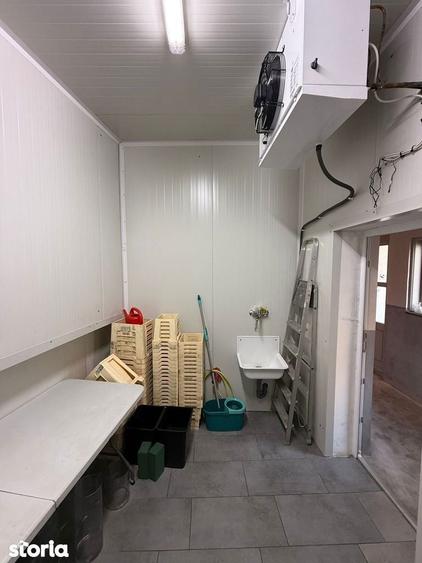 Spatiu comercial de inchiriat in centru / Cafenea / Bar/ Florarie - 9