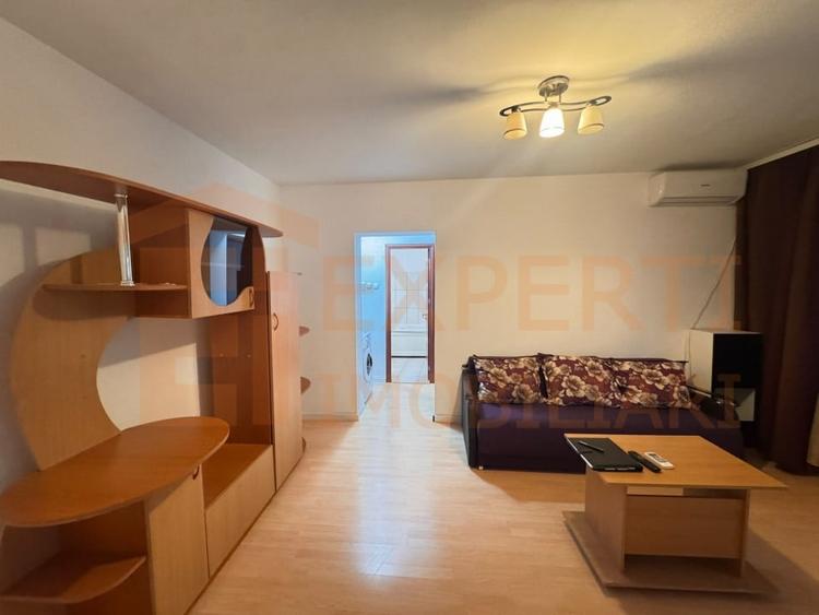 Apartament cu 2 camere semidecomandat, mobilat în Tomis I