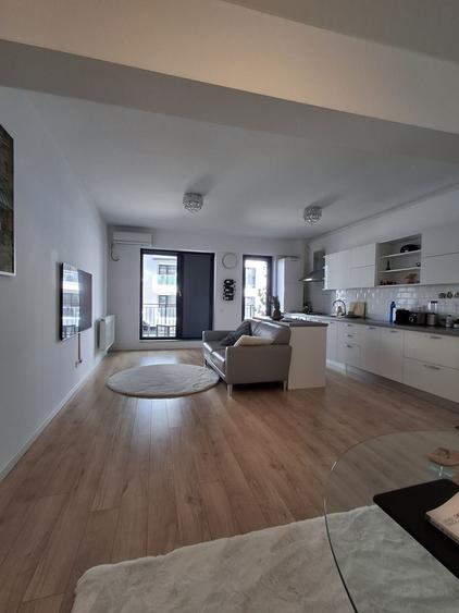 Apartament cu 2 camere decomandat în Pipera
