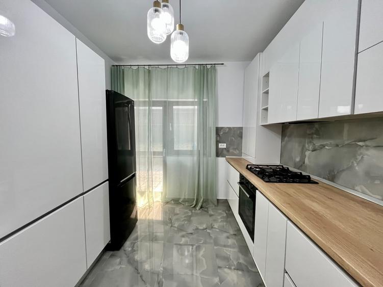 Duplex cu 5 camere cu Canalizare în Horpaz