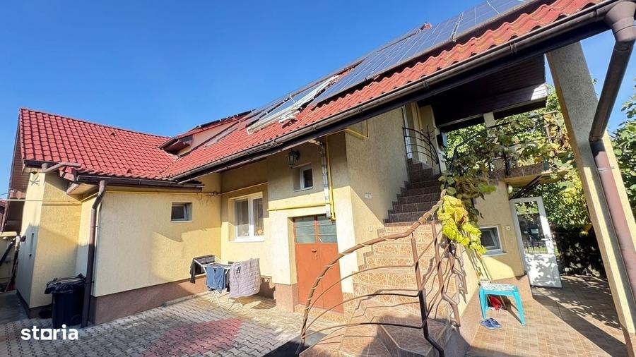 Casă cu 4 camere cu Teren 715 Mp în Central