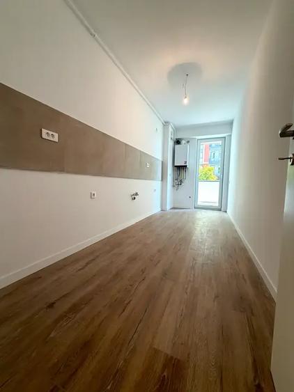 Apartament cu 3 camere decomandat în Theodor Pallady