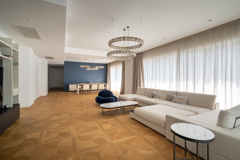 Apartament cu 3 camere decomandat în Floreasca