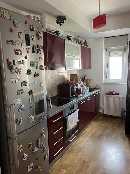 Apartament cu 2 camere semidecomandat, mobilat în Torontalului