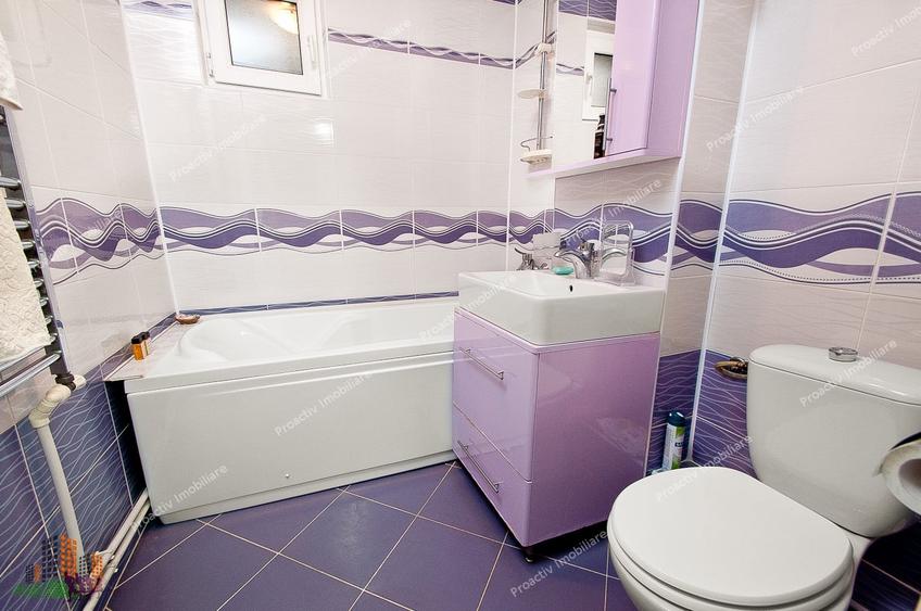 Apartament cu 2 camere decomandat în Micro 18