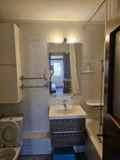 Apartament cu 2 camere decomandat, mobilat în Dorobanți