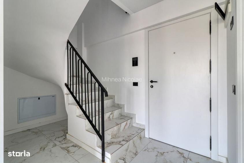 Duplex 68 mp, 3 camere, 2 balcoane, etaj 11 Piata Sudului