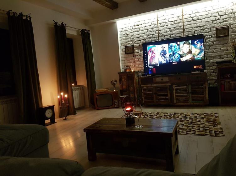 Apartament cu 2 camere decomandat în Exterior Vest