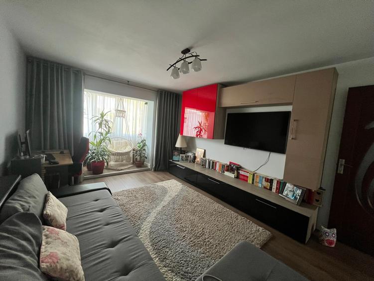 Apartament cu 2 camere decomandat în Dancu