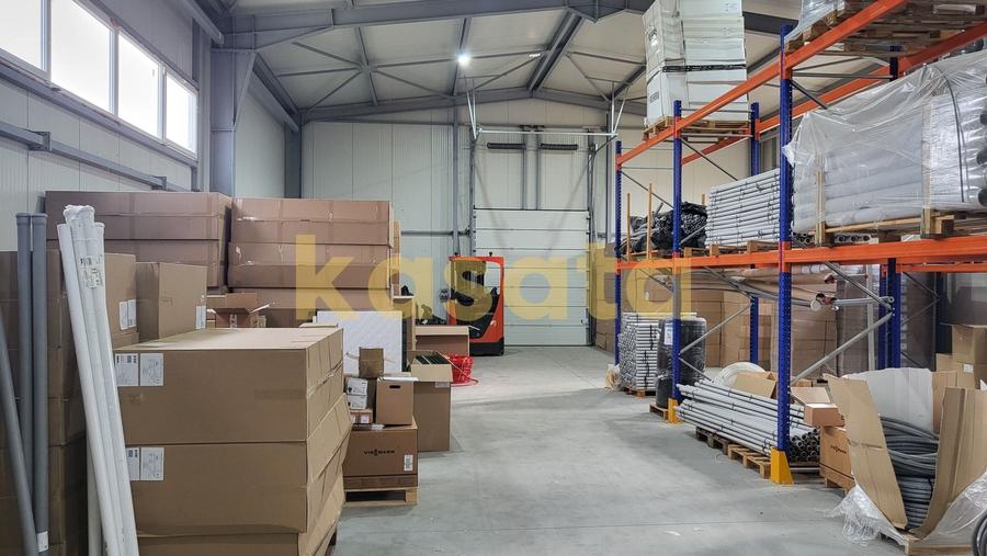 Spațiu industrial, de 1,058 mp, în Exterior Est