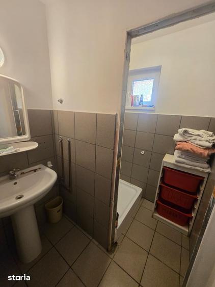 Casa individuala 3 nivele, 12 camere, 6 bai, 10 parcare, Lipovei - 11