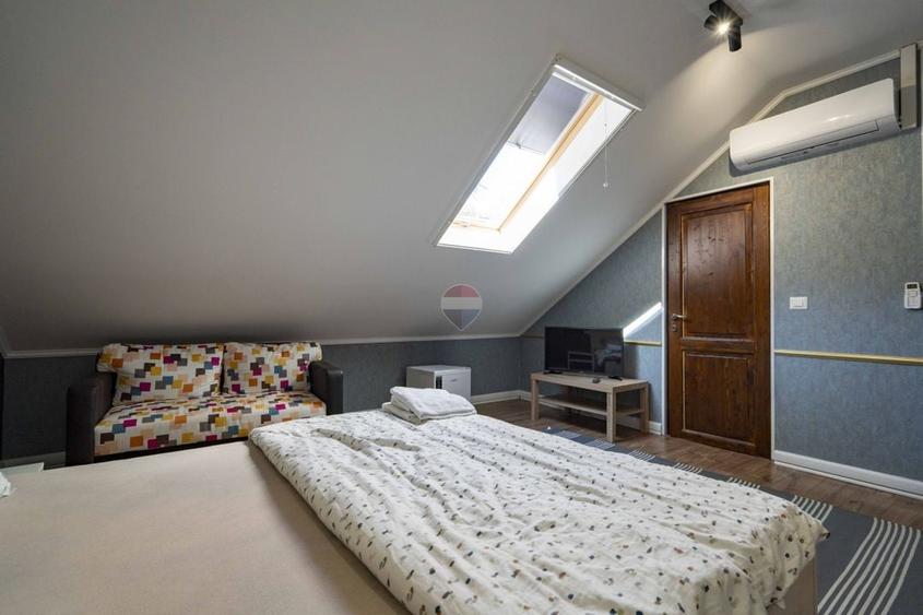 Apartament cu 4 camere decomandat în Central
