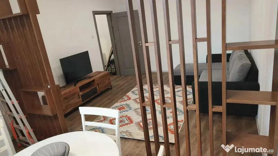 Apartament cu 2 camere decomandat în Horea
