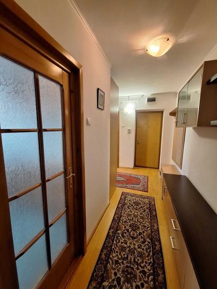 Apartament cu 2 camere decomandat în Ultracentral
