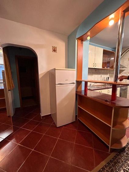 Apartament cu 2 camere semidecomandat în Obcini