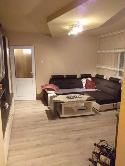 Apartament cu 2 camere semidecomandat în 6 Vânători