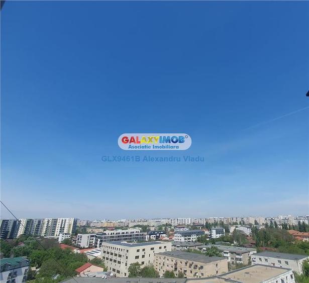 Apartament cu 3 camere decomandat în Drumul Taberei