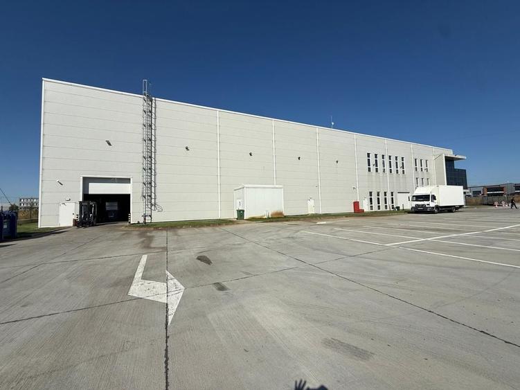 Spațiu industrial 1.700 mp de închiriat, Pallady, H 12 m, curte 2000 m - 4