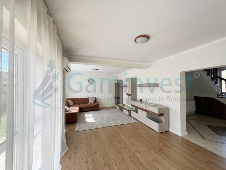 Casă individuală cu 5 camere cu Canalizare în Sântandrei
